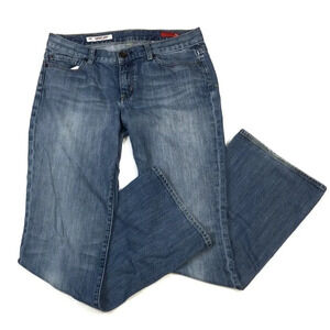 WJ23 Women’s Express X2 Reg Fit Curvy Flare Jeans 31